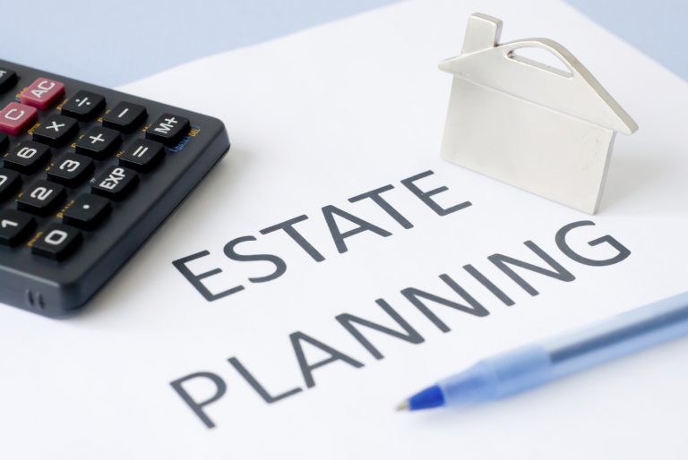 Read more about the article <p style='line-height:1.4; font-size:1.2em'>What is Estate Planning & Why is it So Important?</p>